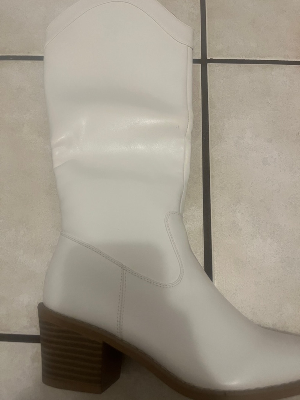 Classic White Mid-Calf Block Heel Women's Boots 8